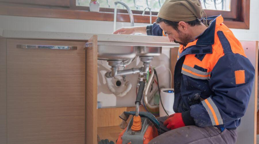 Expert burst pipe repair services in Cantonment, FL
